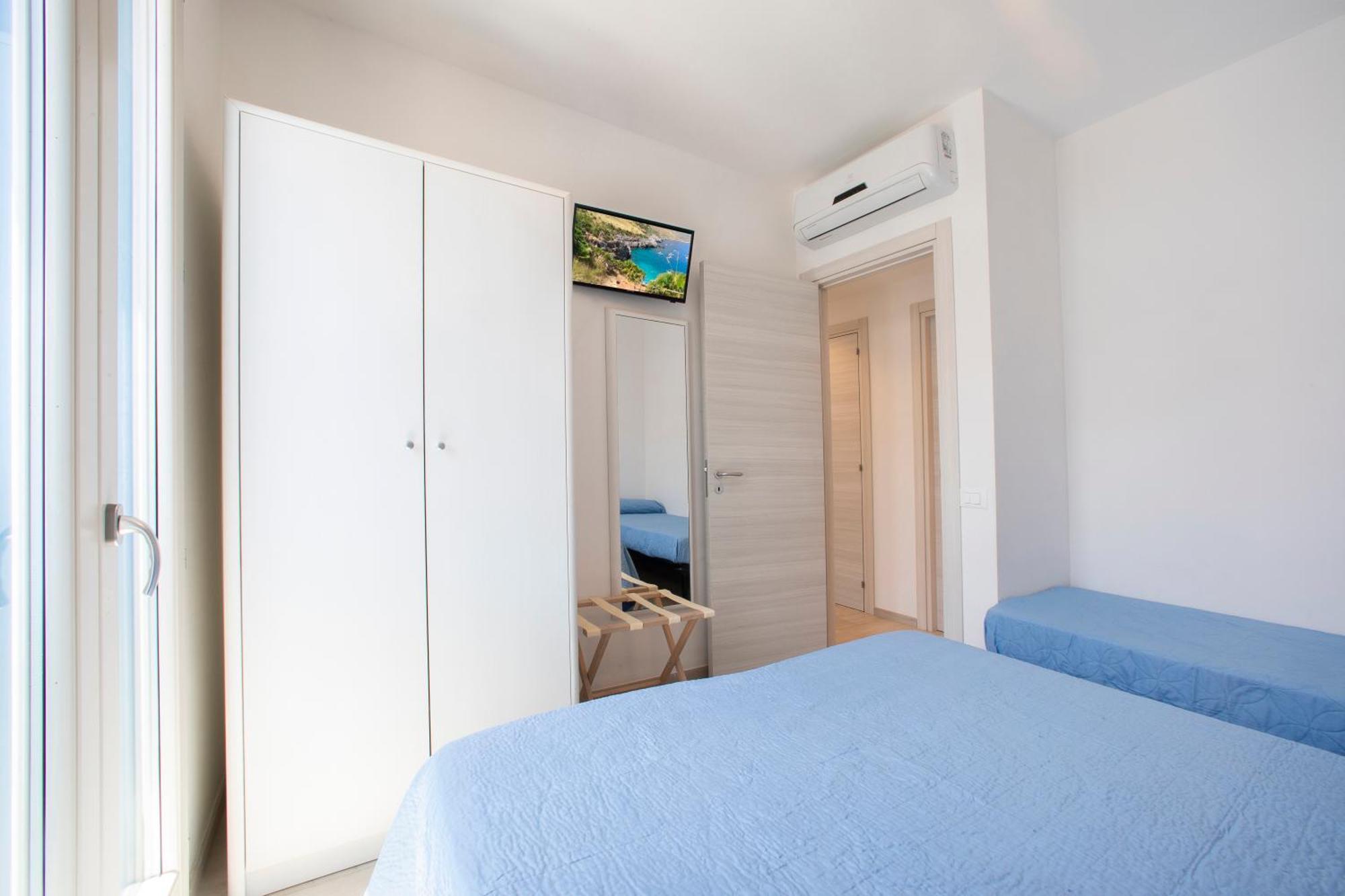 Itaca E Medea - Appartamenti Con Idromassaggio In Terrazza San Vito Lo Capo Exterior foto